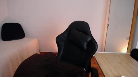 Nani online show from 05-19-26, 02:07