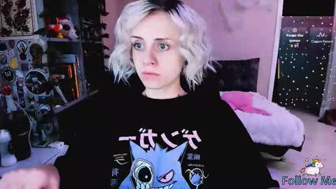 Monday-Friday 12-4 AM and 6-9 AM New York time online show from 10-30-25, 08:53