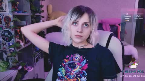 Monday-Friday 12-4 AM and 6-9 AM New York time online show from 03-31-26, 08:31