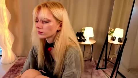 Snapshot of nannetteterrill chatting on 02-05-26, 06:18 nannetteterrill online show from 02-05-26, 06:18