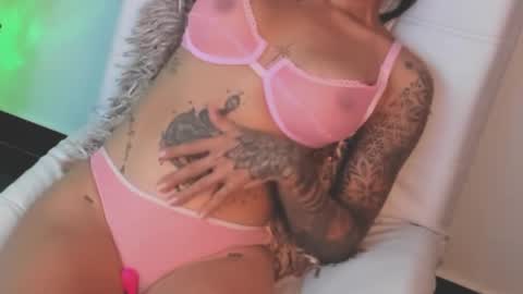 Snapshot of nany_tnt chatting on 02-16-25, 05:59 NANY online show from 02-16-25, 05:59