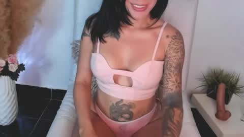 Snapshot of nany_tnt chatting on 03-10-25, 07:21 NANY online show from 03-10-25, 07:21