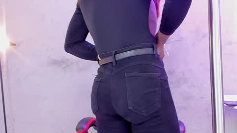 Naomi Blair online show from 03-30-26, 03:51