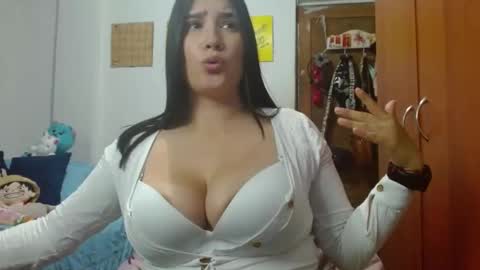 naomi_d online show from 02-22-25, 12:27