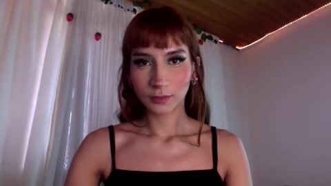 Snapshot of naomi_gyal chatting on 05-13-26, 01:41 Naomi online show from 05-13-26, 01:41