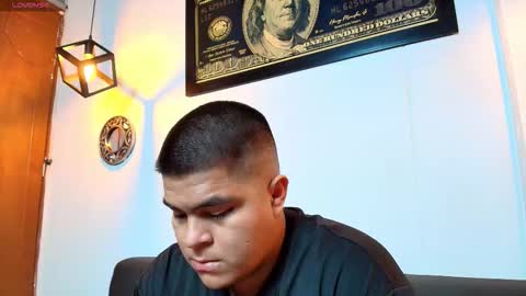 Naomi Campbel online show from 02-06-26, 08:45