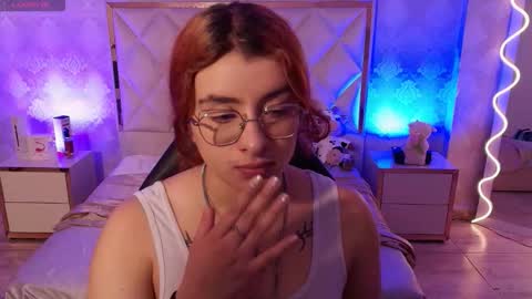 Naomy  online show from 11-24-25, 04:01