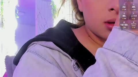Naomy  online show from 05-06-26, 03:13