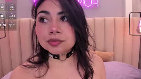 Snapshot of naomymonroe_ chatting on 07-13-26, 11:57 Naomy online show from 07-13-26, 11:57
