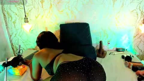 Naomy online show from 11-06-25, 08:54