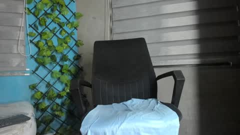 deibyd online show from 01-28-25, 01:27