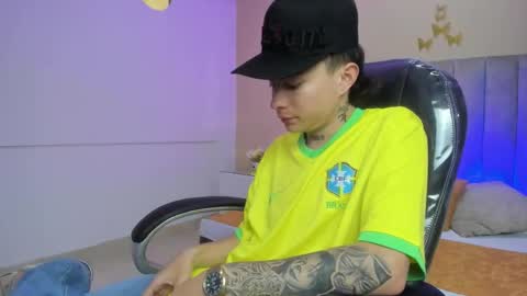 Nascary Fox online show from 02-14-26, 07:21