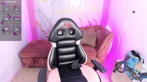 Call me Nasha    online show from 04-11-26, 07:29