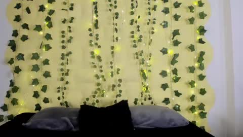 Snapshot of nastasha_nasty1 chatting on 02-21-25, 10:48 Maira online show from 02-21-25, 10:48