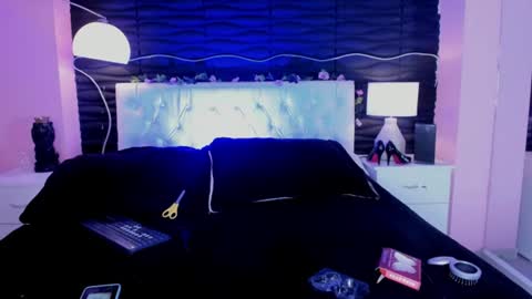 Snapshot of nastasha_nasty1 chatting on 07-09-26, 10:47 Maira online show from 07-09-26, 10:47