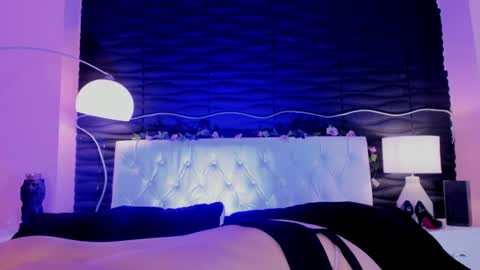 Snapshot of nastasha_nasty1 chatting on 07-10-26, 10:01 Maira online show from 07-10-26, 10:01
