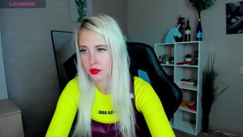 Nastya online show from 09-22-25, 01:29