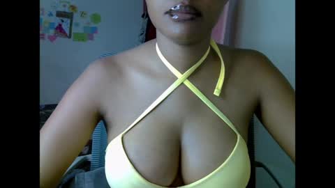 Snapshot of nasty_barbie1 chatting on 05-25-26, 01:33 Barbiee online show from 05-25-26, 01:33