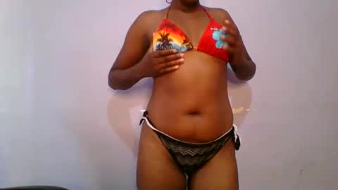 Snapshot of nasty_boobies chatting on 11-11-25, 12:05 Caren online show from 11-11-25, 12:05