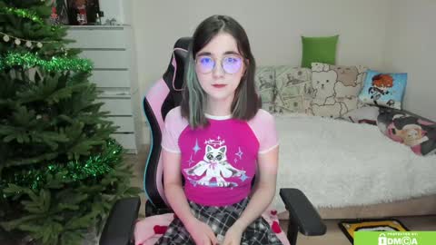 Snapshot of nastya_love3 chatting on 12-17-24, 07:04 Nastya online show from 12-17-24, 07:04