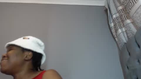 Kim online show from 11-24-25, 05:12