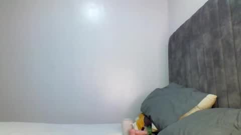 Snapshot of nastydiva1 chatting on 05-05-26, 06:16 nastydiva1 online show from 05-05-26, 06:16