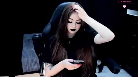 Snapshot of nastykatty_ chatting on 07-11-26, 10:44 nastykatty_ online show from 07-11-26, 10:44