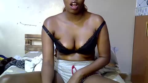 Snapshot of nastysassy_ chatting on 09-13-25, 04:12 Call me Sassy online show from 09-13-25, 04:12