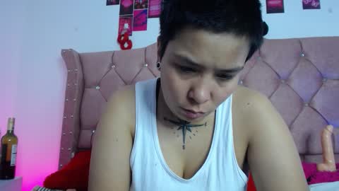 nat_evans8 online show from 03-05-26, 04:19