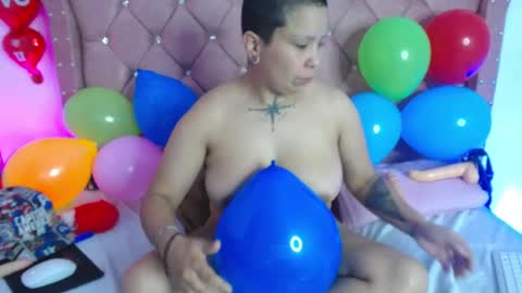 nat_evans8 online show from 03-31-26, 11:21