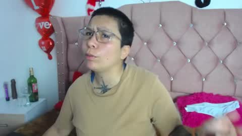 nat_evans8 online show from 04-21-26, 11:18