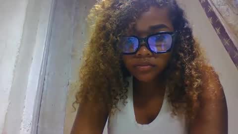 Snapshot of natachazz chatting on 03-25-26, 02:45 natachazz online show from 03-25-26, 02:45