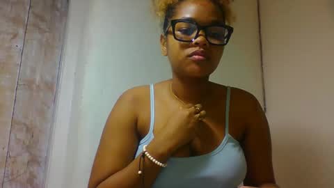 Snapshot of natachazz chatting on 03-30-26, 08:04 natachazz online show from 03-30-26, 08:04