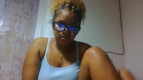 Snapshot of natachazz chatting on 03-30-26, 08:32 natachazz online show from 03-30-26, 08:32