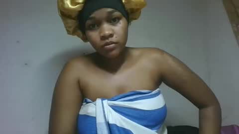 Snapshot of natachazz chatting on 04-18-26, 01:20 natachazz online show from 04-18-26, 01:20