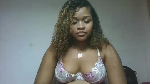 Snapshot of natachazz chatting on 04-23-26, 10:58 natachazz online show from 04-23-26, 10:58
