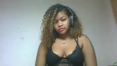 Snapshot of natachazz chatting on 04-24-26, 10:34 natachazz online show from 04-24-26, 10:34