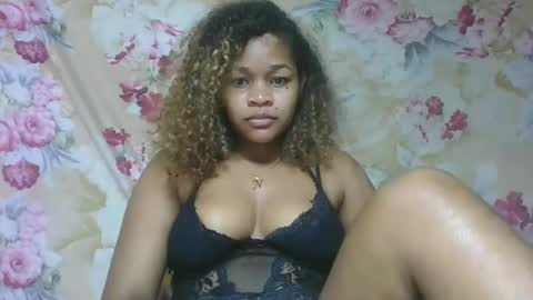 Snapshot of natachazz chatting on 04-26-26, 02:53 natachazz online show from 04-26-26, 02:53