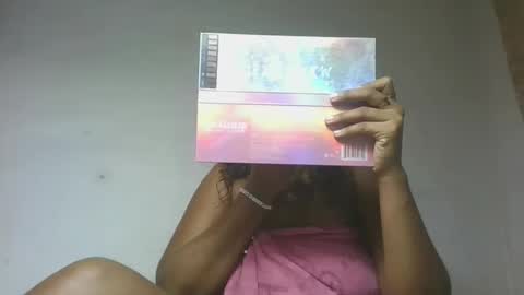 Snapshot of natachazz chatting on 05-01-26, 02:38 natachazz online show from 05-01-26, 02:38