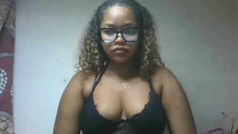 Snapshot of natachazz chatting on 05-11-26, 11:49 natachazz online show from 05-11-26, 11:49