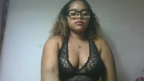 Snapshot of natachazz chatting on 05-13-26, 11:18 natachazz online show from 05-13-26, 11:18