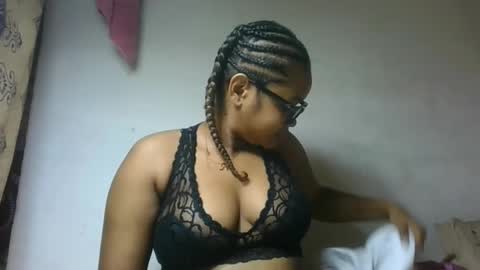 Snapshot of natachazz chatting on 05-14-26, 07:04 natachazz online show from 05-14-26, 07:04