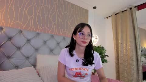 Snapshot of natalhy_ chatting on 05-22-26, 07:52 natalia online show from 05-22-26, 07:52