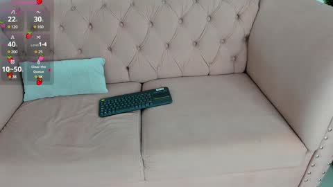 Naty  online show from 01-31-25, 12:18