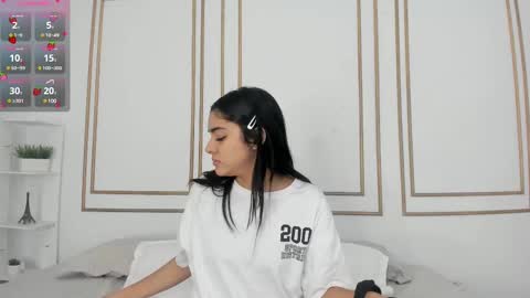 Naty  online show from 02-10-25, 12:29