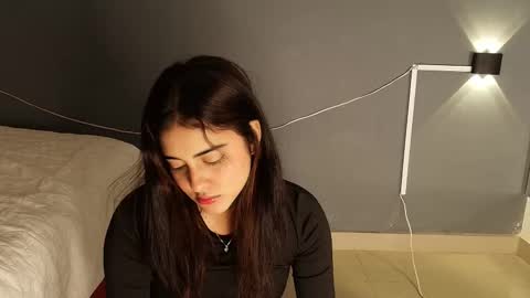 Naty  online show from 12-05-25, 12:14