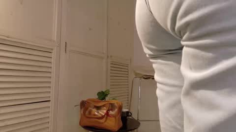 Naty  online show from 02-10-26, 12:20