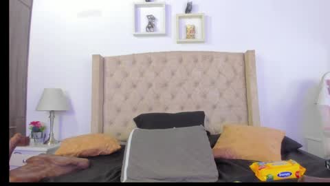 Natalia online show from 01-17-25, 03:45