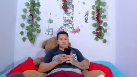 nataliaandjulliam online show from 01-13-26, 03:56