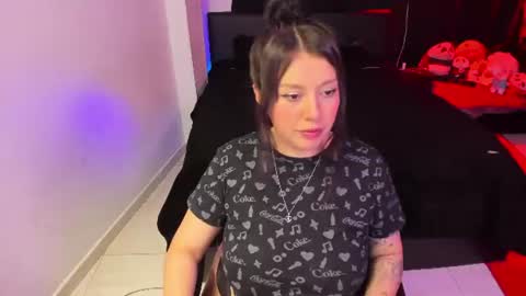 Snapshot of nataliasweet98 chatting on 06-17-26, 04:04 Natalia online show from 06-17-26, 04:04